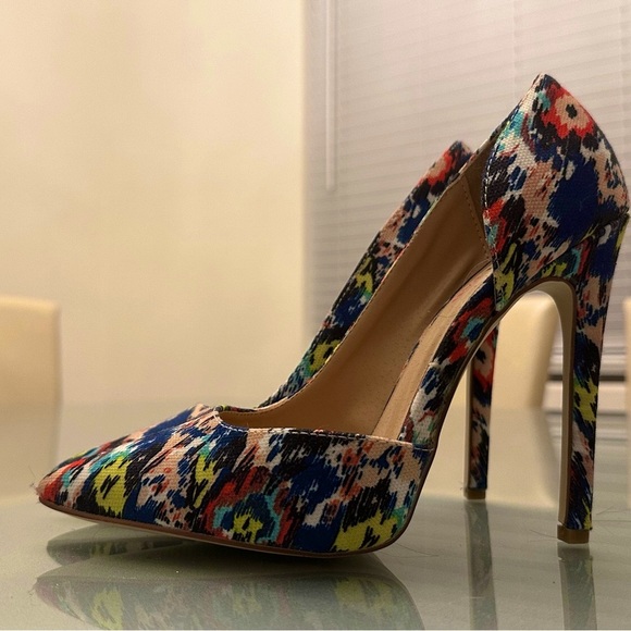 Multicolored Stiletto Heels – Vibrant & Stylish (Size 7.5) - Picture 2 of 5